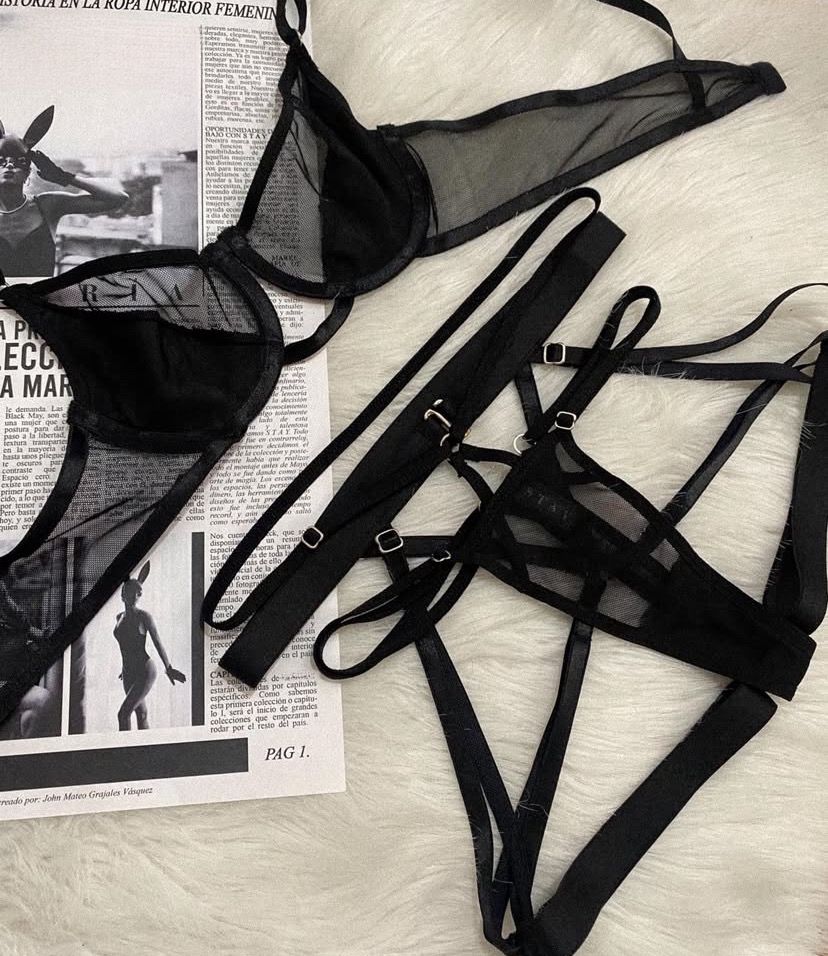Marsella Set en Malla Transparente con Tiras Ajustables